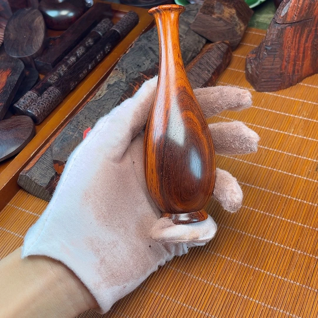沧***水琴料高油密花瓶手把件