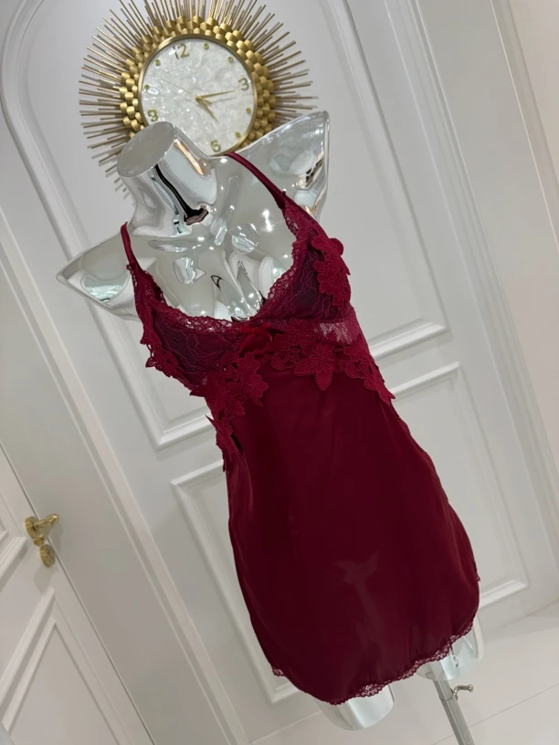 花开盛夏（80-120斤）冰丝镂空吊带睡袍带胸垫睡裙蕾丝性感