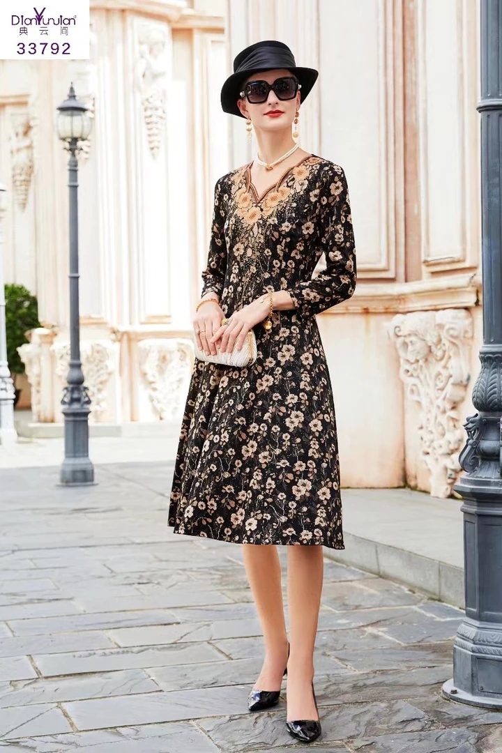 2025春季时尚潮流连衣裙