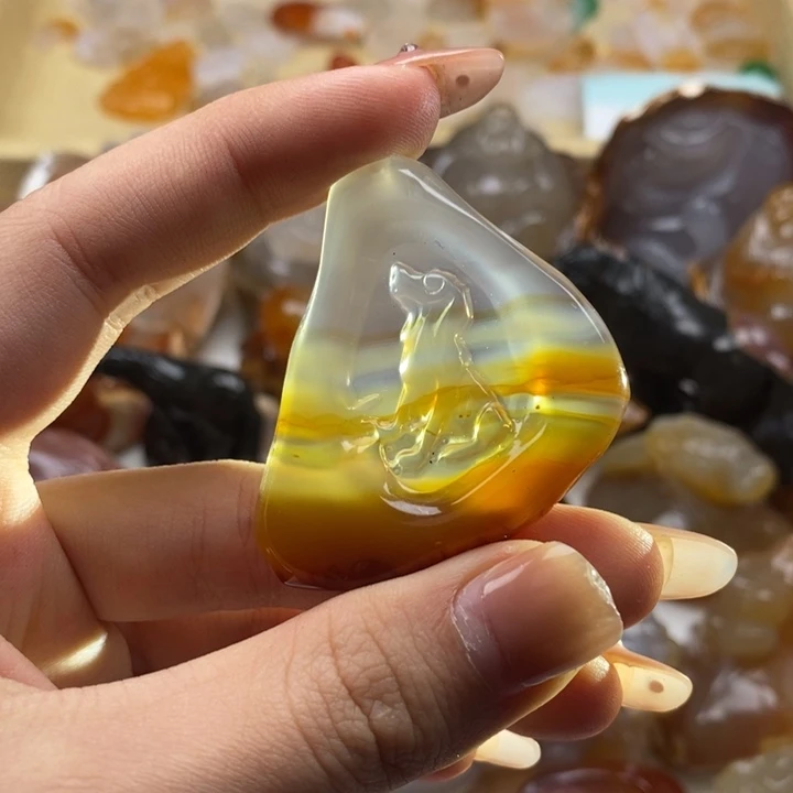 玛瑙/玉髓未镶嵌颈饰