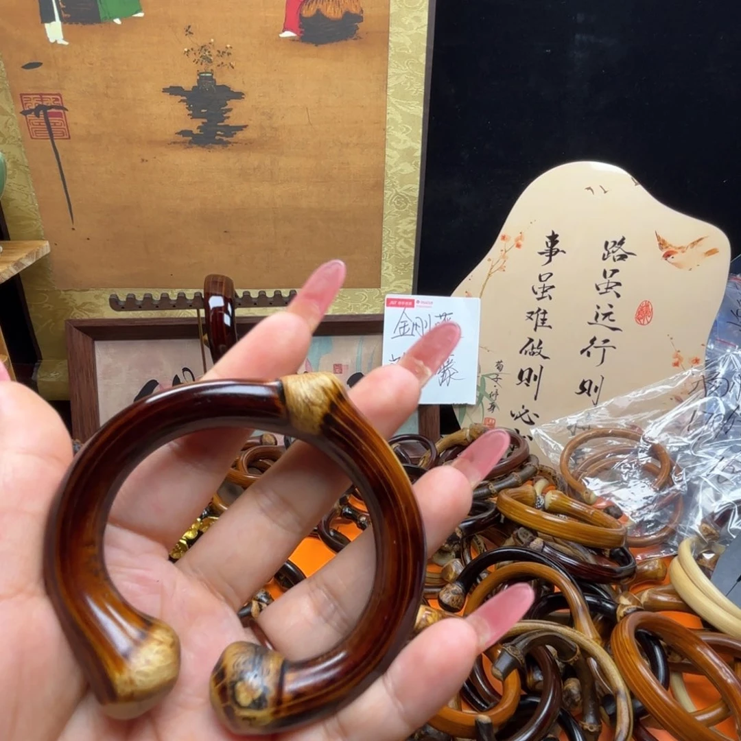 凹***曼木质非金属藤镯子