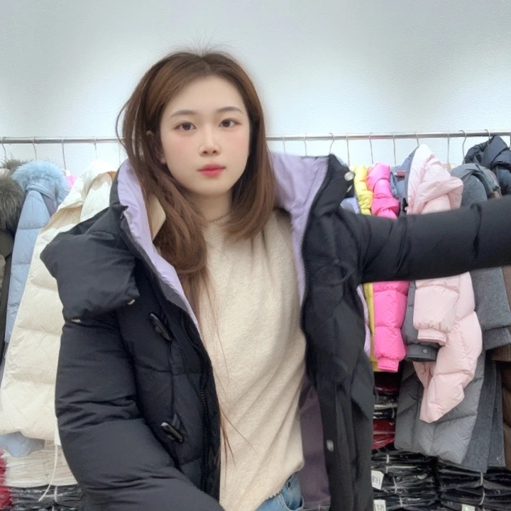 俩***子芮娜依莲芮娜依莲