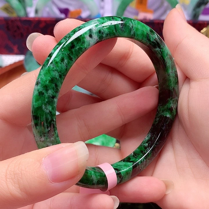 翡翠未镶嵌手镯翡翠手镯