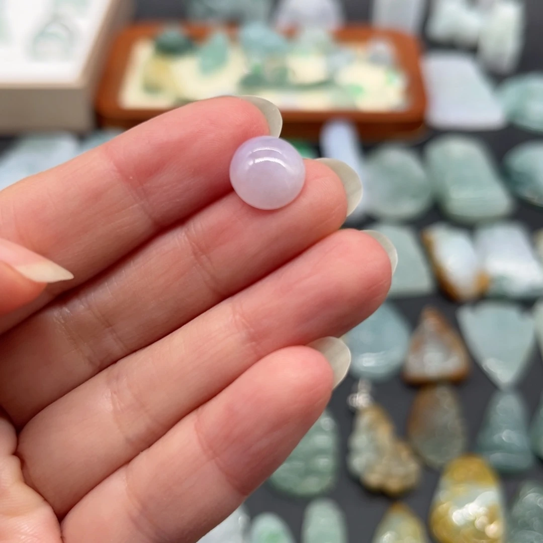 翡翠未镶嵌颈饰蛋面