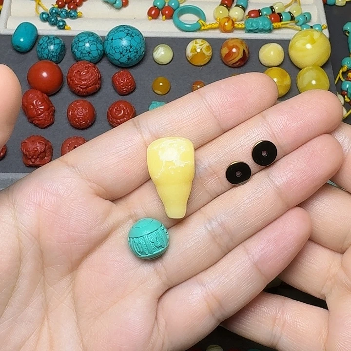 非金属三通14龙涎香，6字一个，黄隔片，串好发货