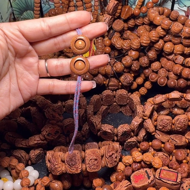 桃核吊坠时来运转