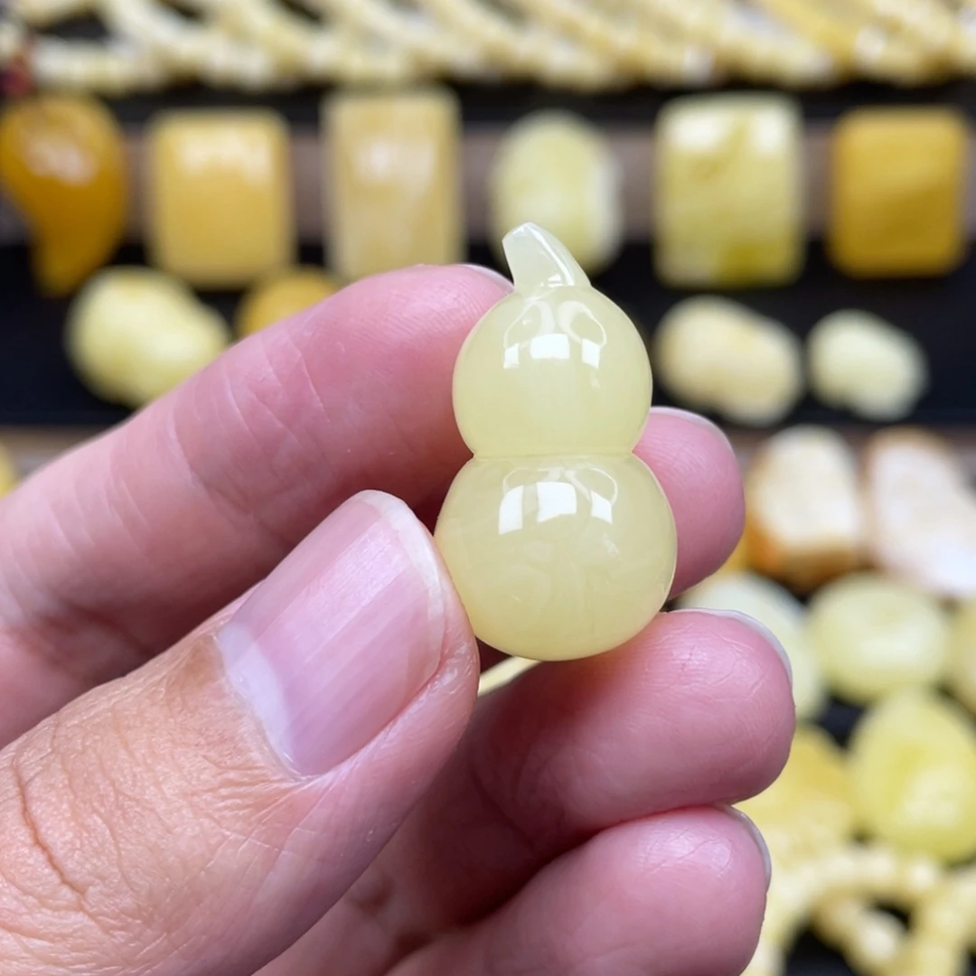 琥珀未镶嵌裸石琥珀蜜蜡