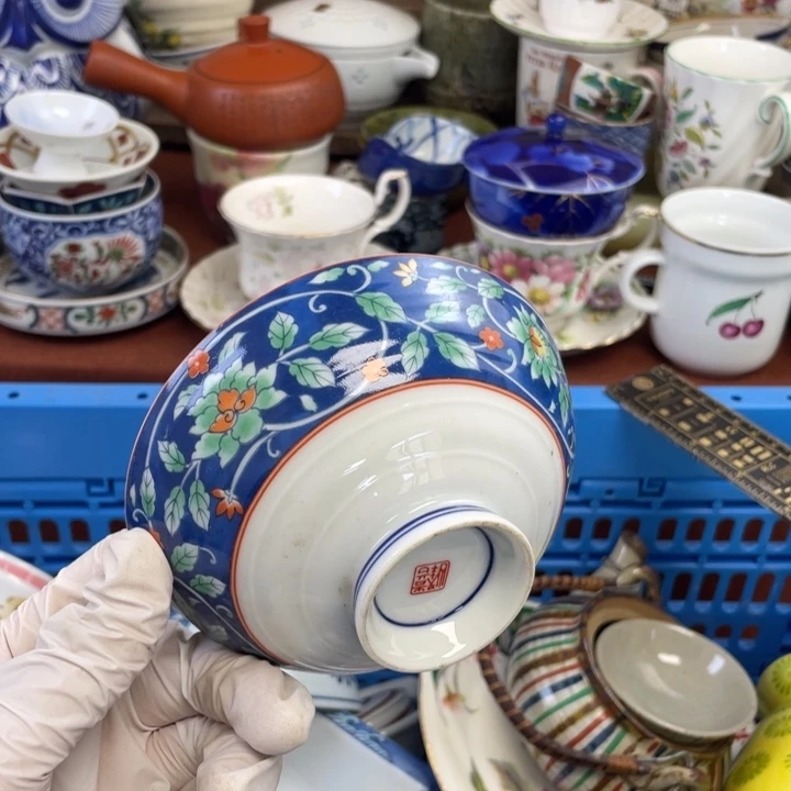 他家瓷器真美…开播了