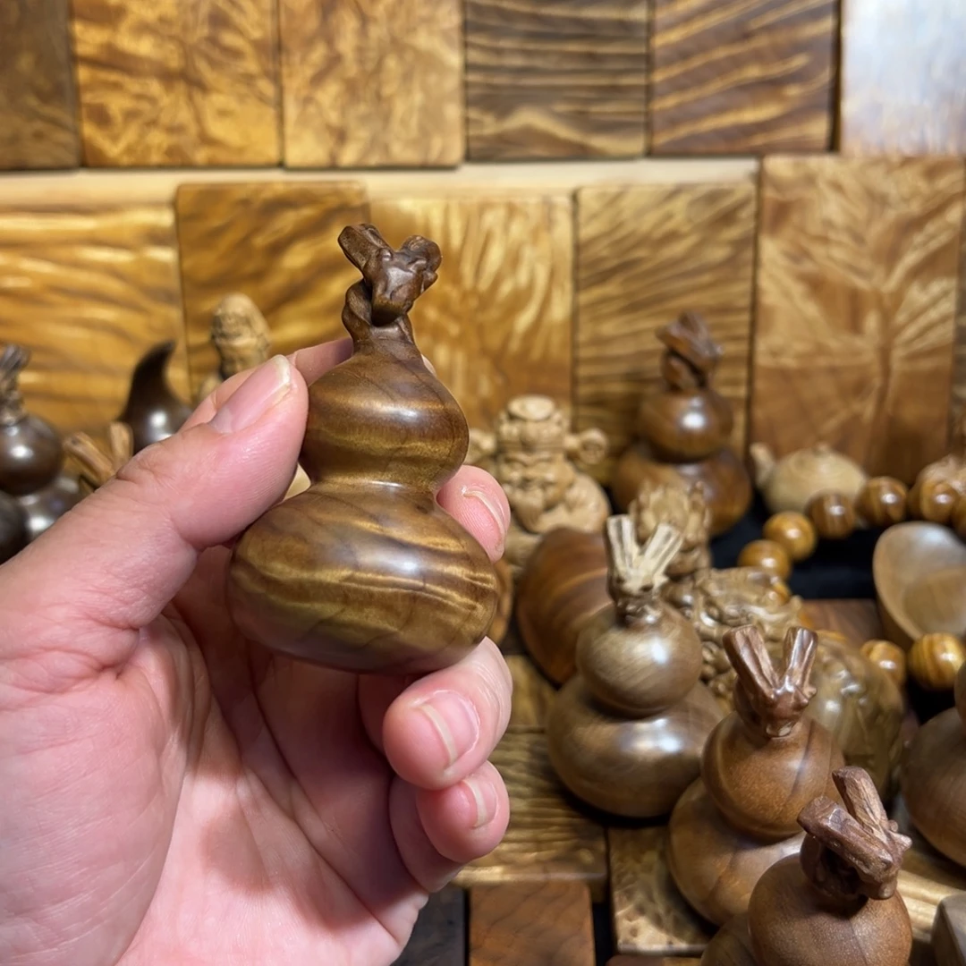 吕***布金丝楠小叶桢楠葫芦