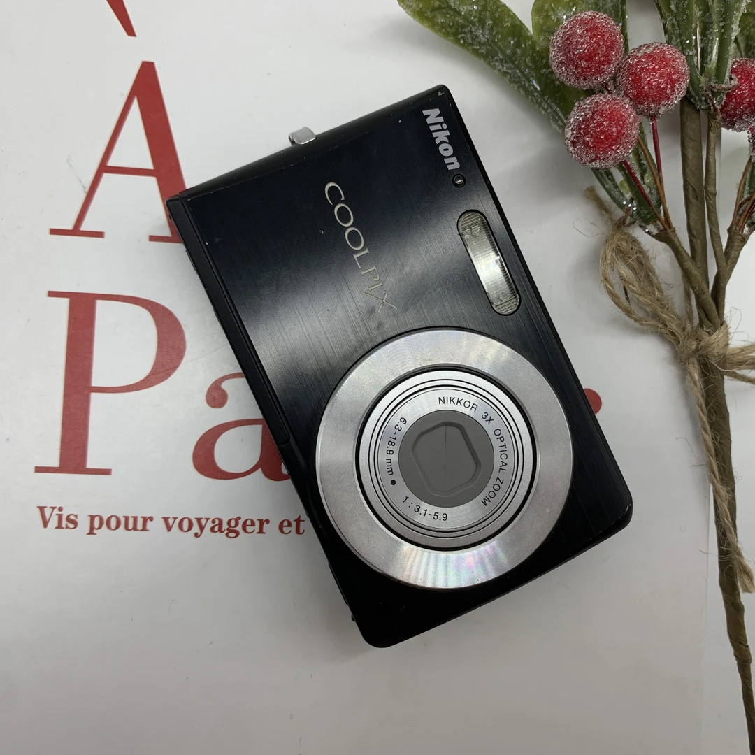 95新 Nikon/尼康 S200 710万像素 3倍光学变焦（no退no换）