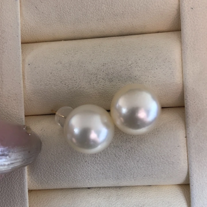 18K金镶嵌耳饰海水珍珠