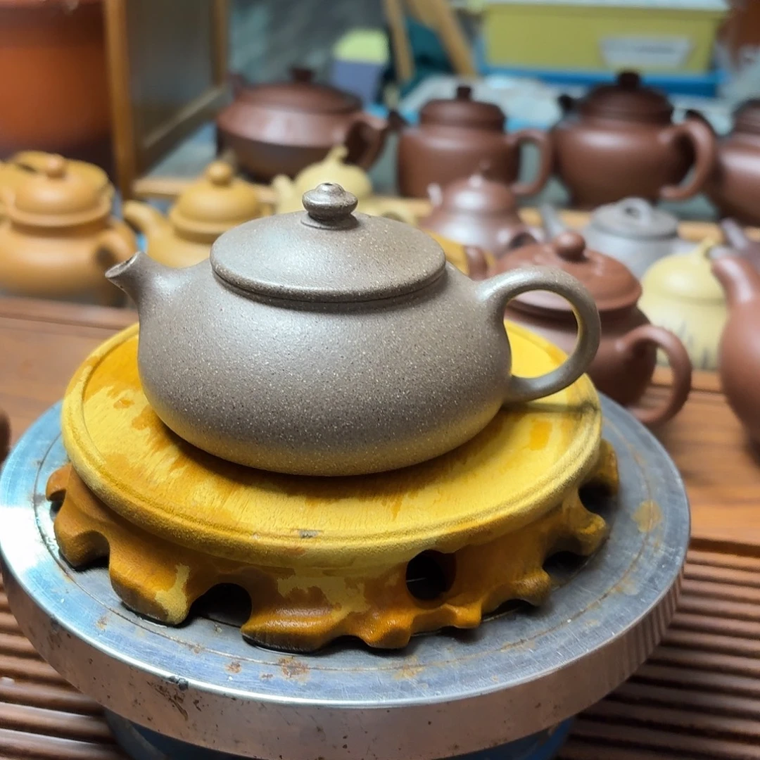 茶壶紫砂半手工制作