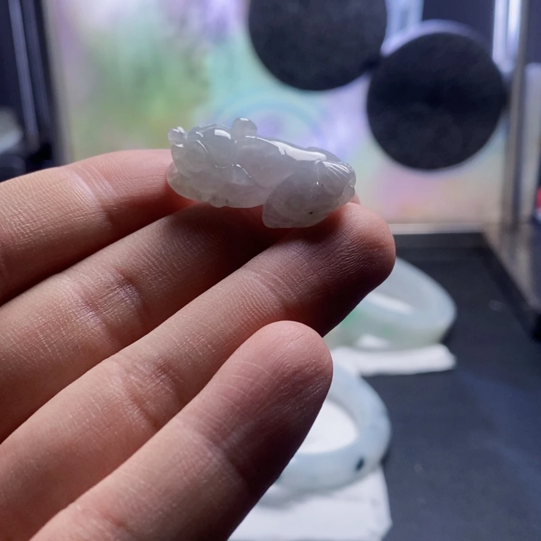 翡翠未镶嵌颈饰单单美翡翠首饰