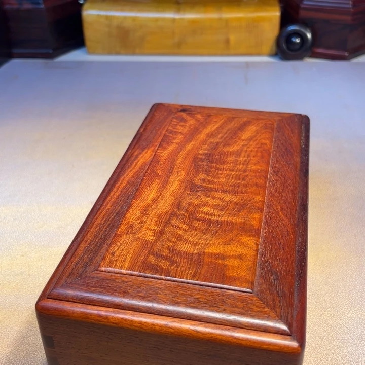 喵***咪机关盒。