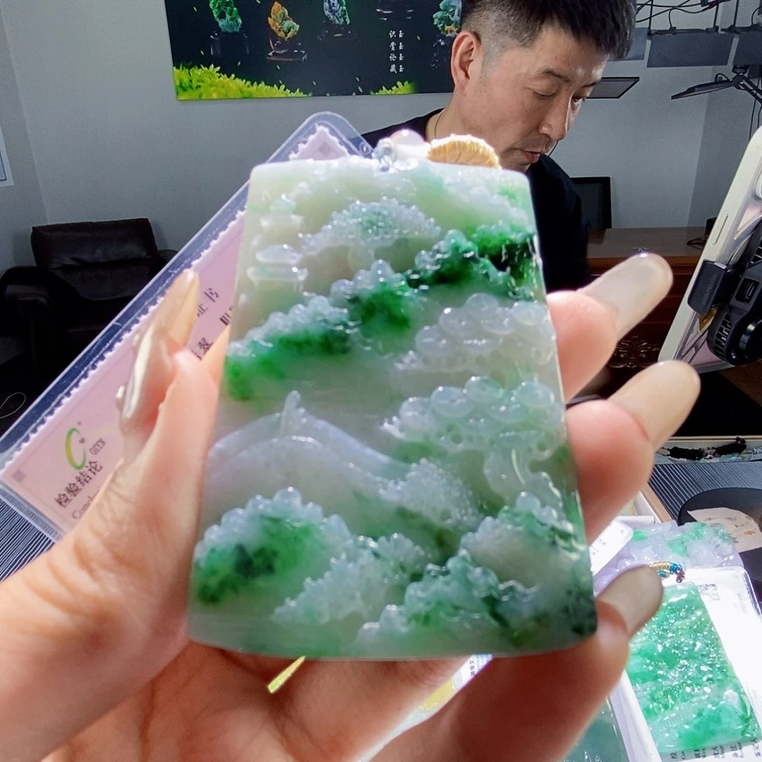 颈饰未镶嵌翡翠翡翠