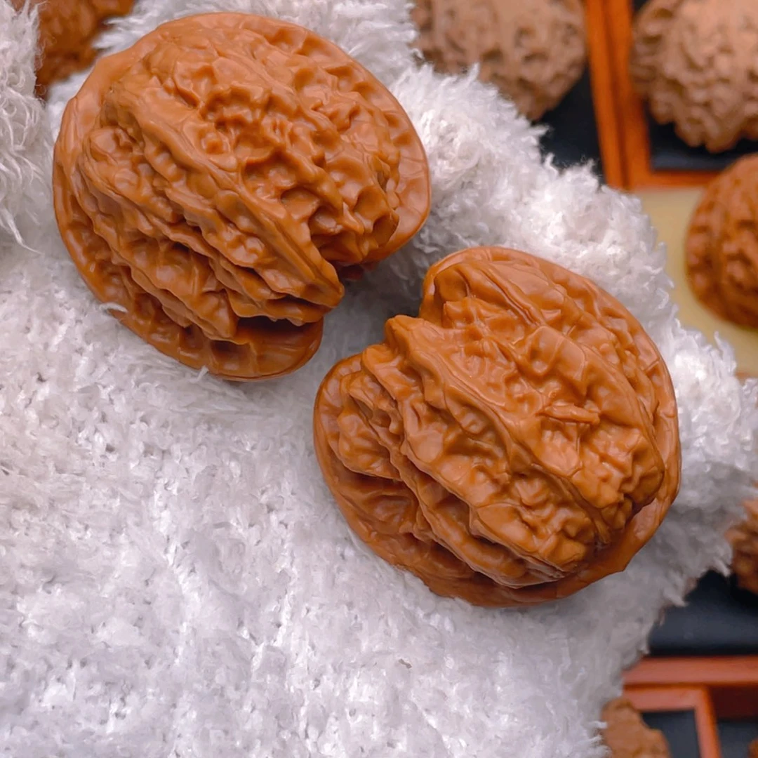 文玩核桃把件O****140+头货磐石