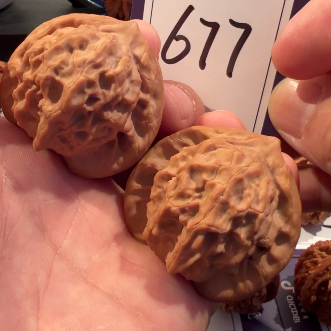 文玩核桃把件全品大耳朵图图43.5尺寸677号