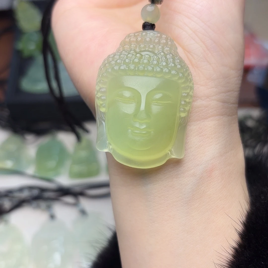 蛇纹石玉合金颈饰