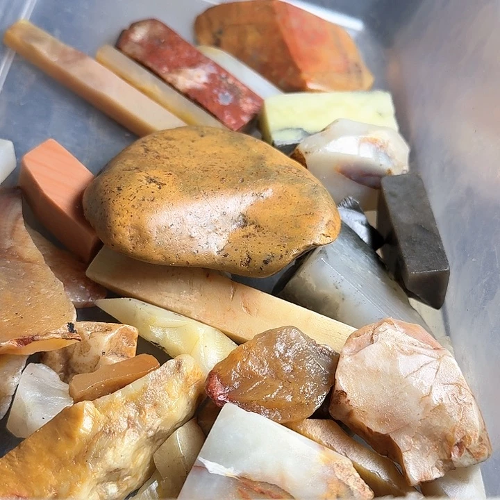 老挝石憨***香寿山石的故事