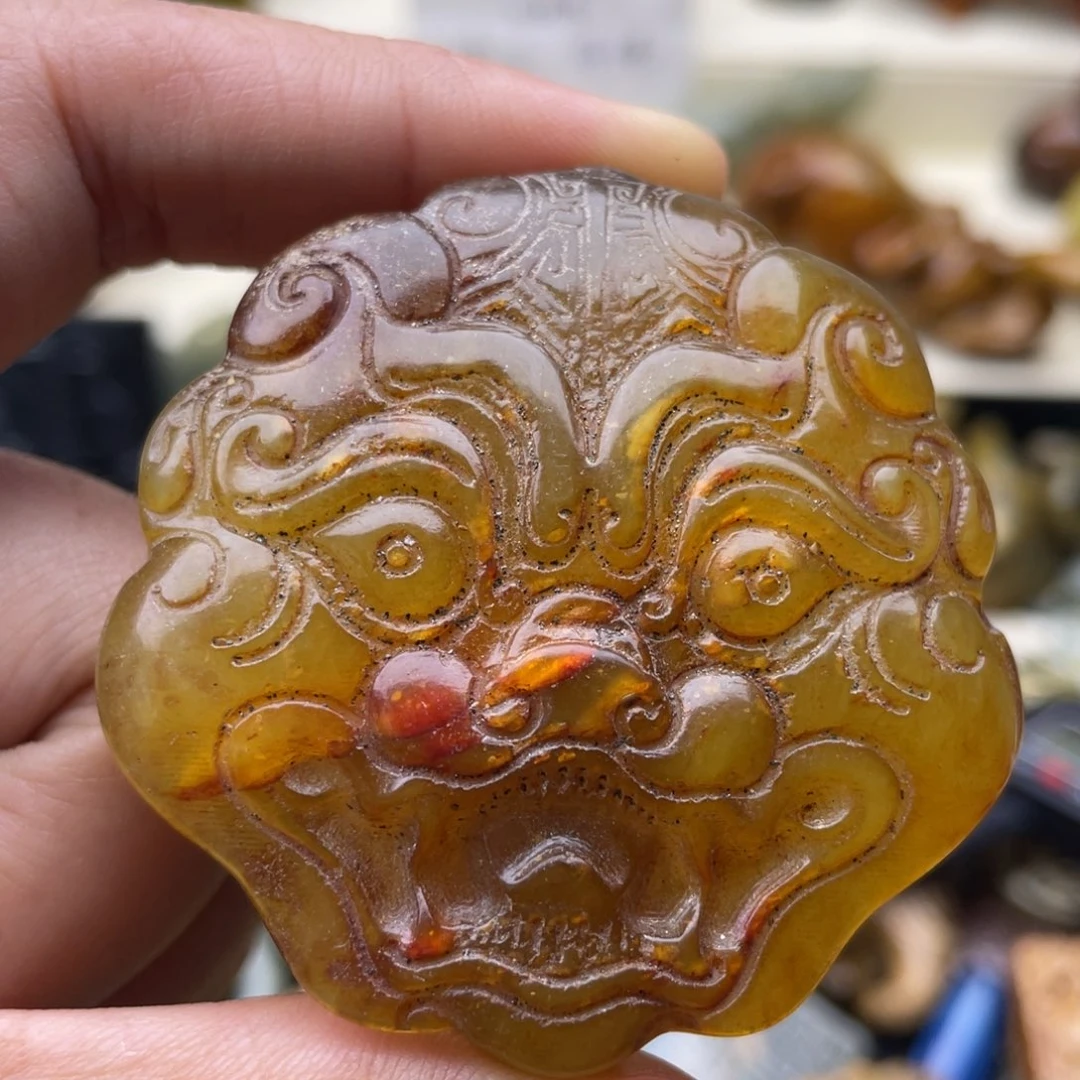 蛇纹石玉未镶嵌颈饰卖*