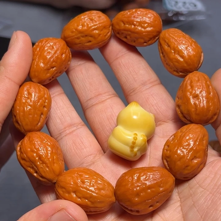 把件文玩核桃网红大枣6224