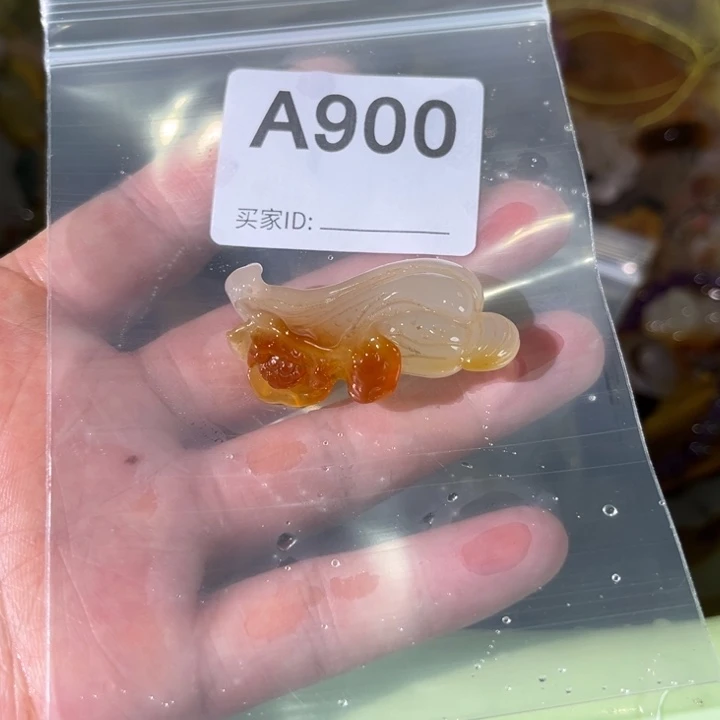 雅***心玛瑙/玉髓颈饰未镶嵌