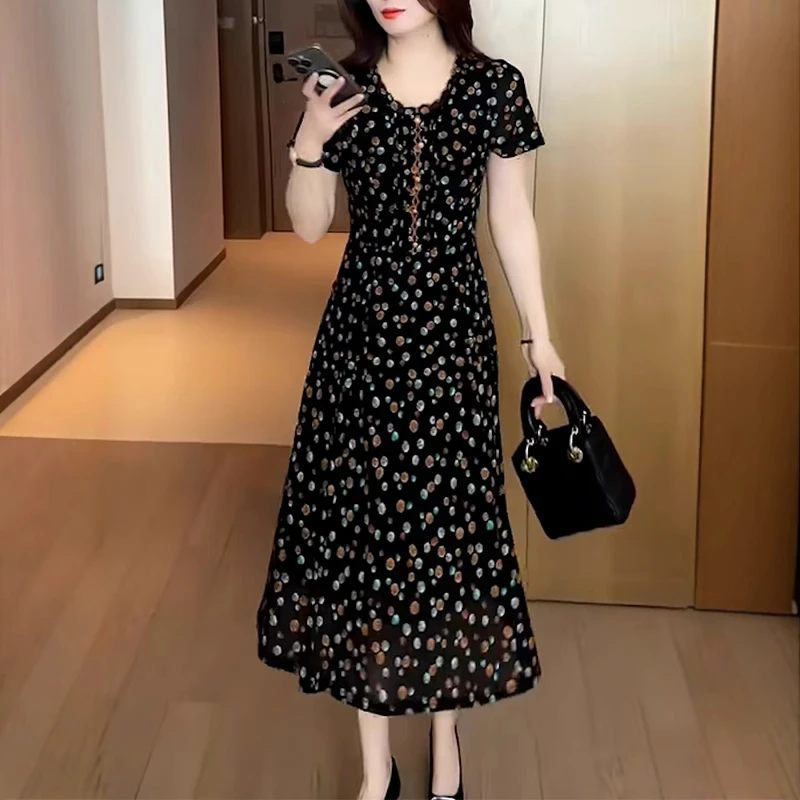 La babite波点连衣裙女式2025年夏季新款圆领气质中长款收腰a字裙