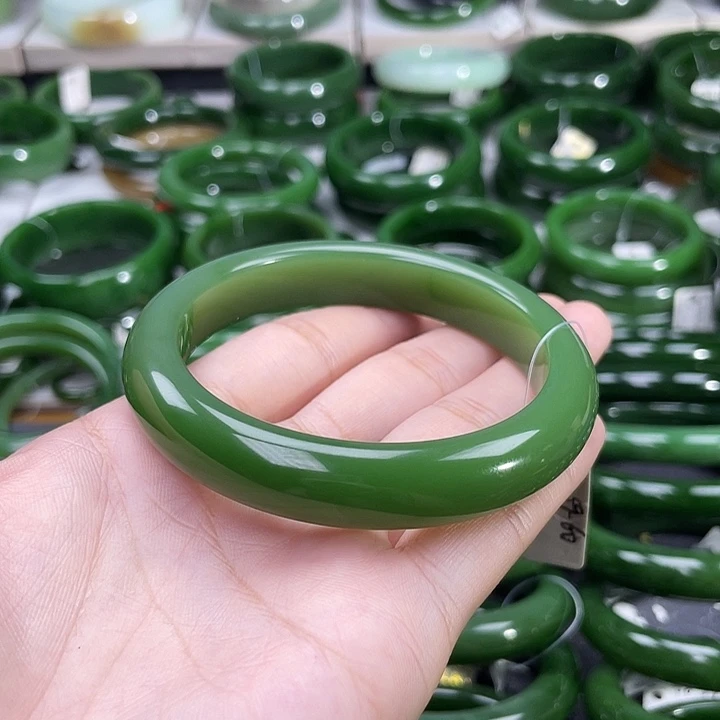 和田玉(碧玉)手镯未镶嵌