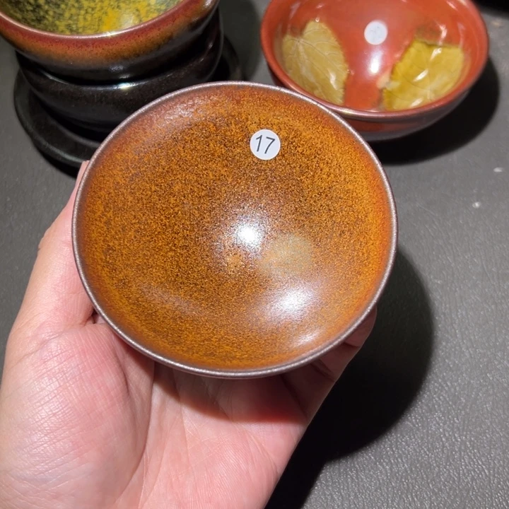 茶盏我们是有共同话题有