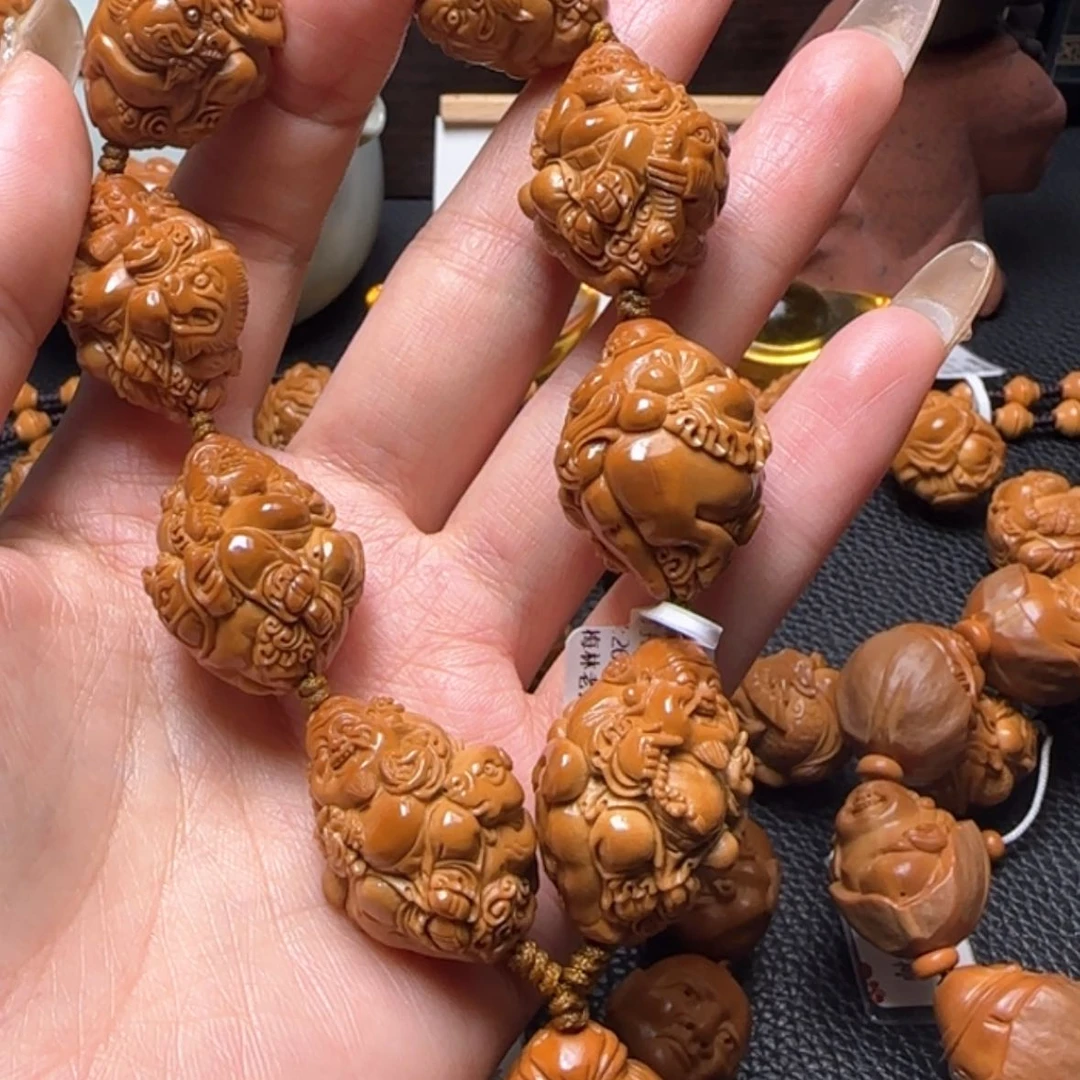 【闪购商品】橄榄核手串预定骑兽八宝财神