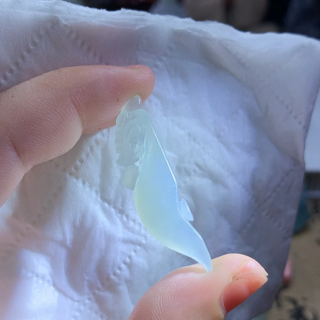 未镶嵌定制翡翠牙
