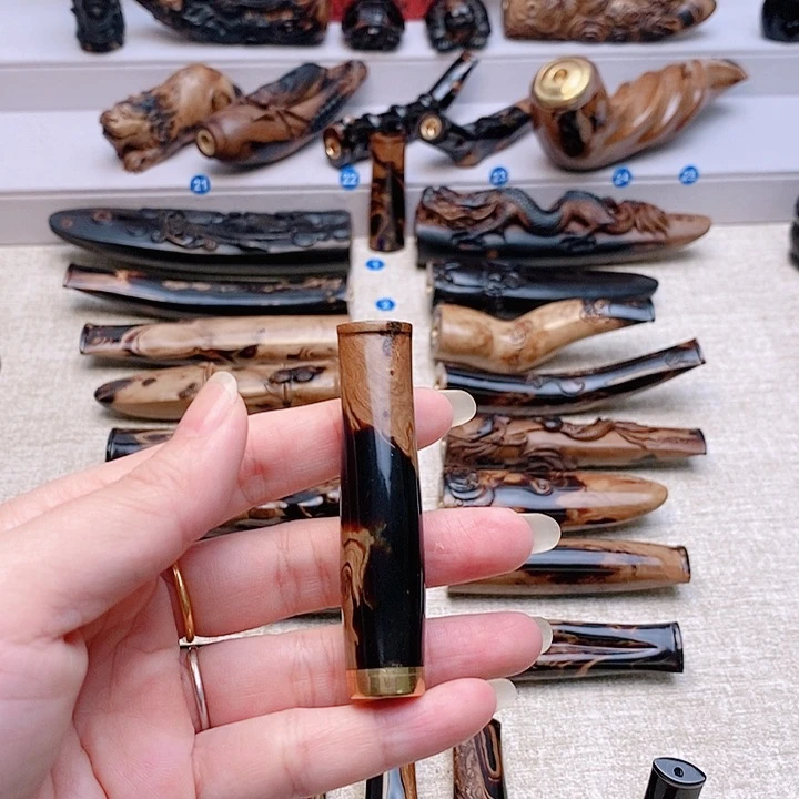 @***达木海小柳木烟嘴光面