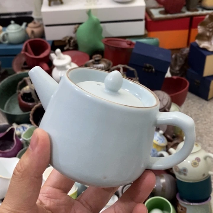 陶瓷艺术品及陶瓷壶