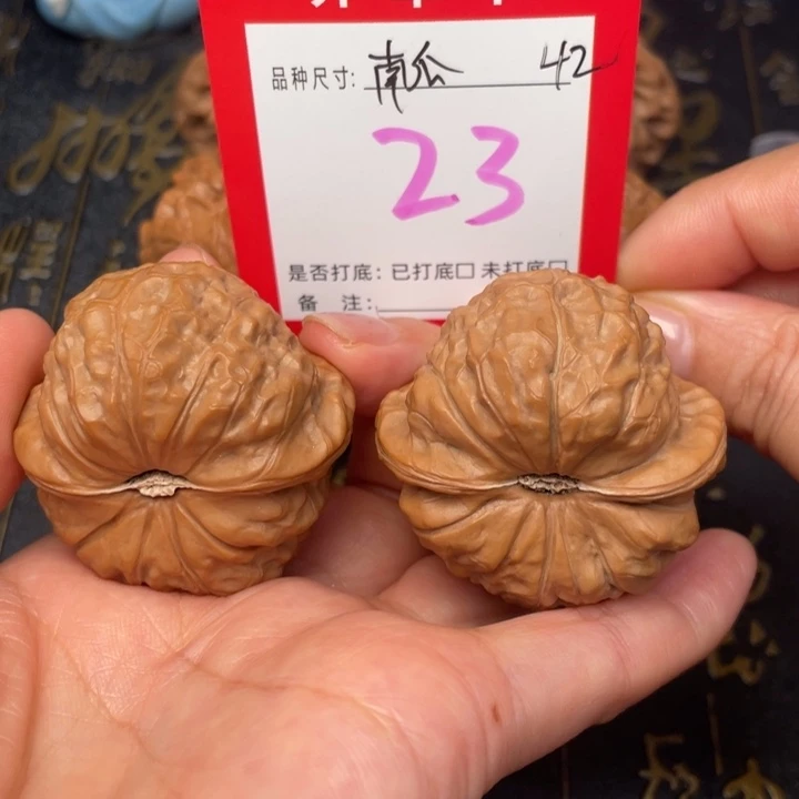 吊坠桃核文玩的好