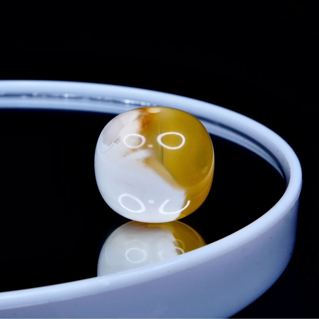 13.8mm金漆瓷白溶洞妖花老型 天然琥珀蜜蜡瓷润俱佳精品文玩配饰