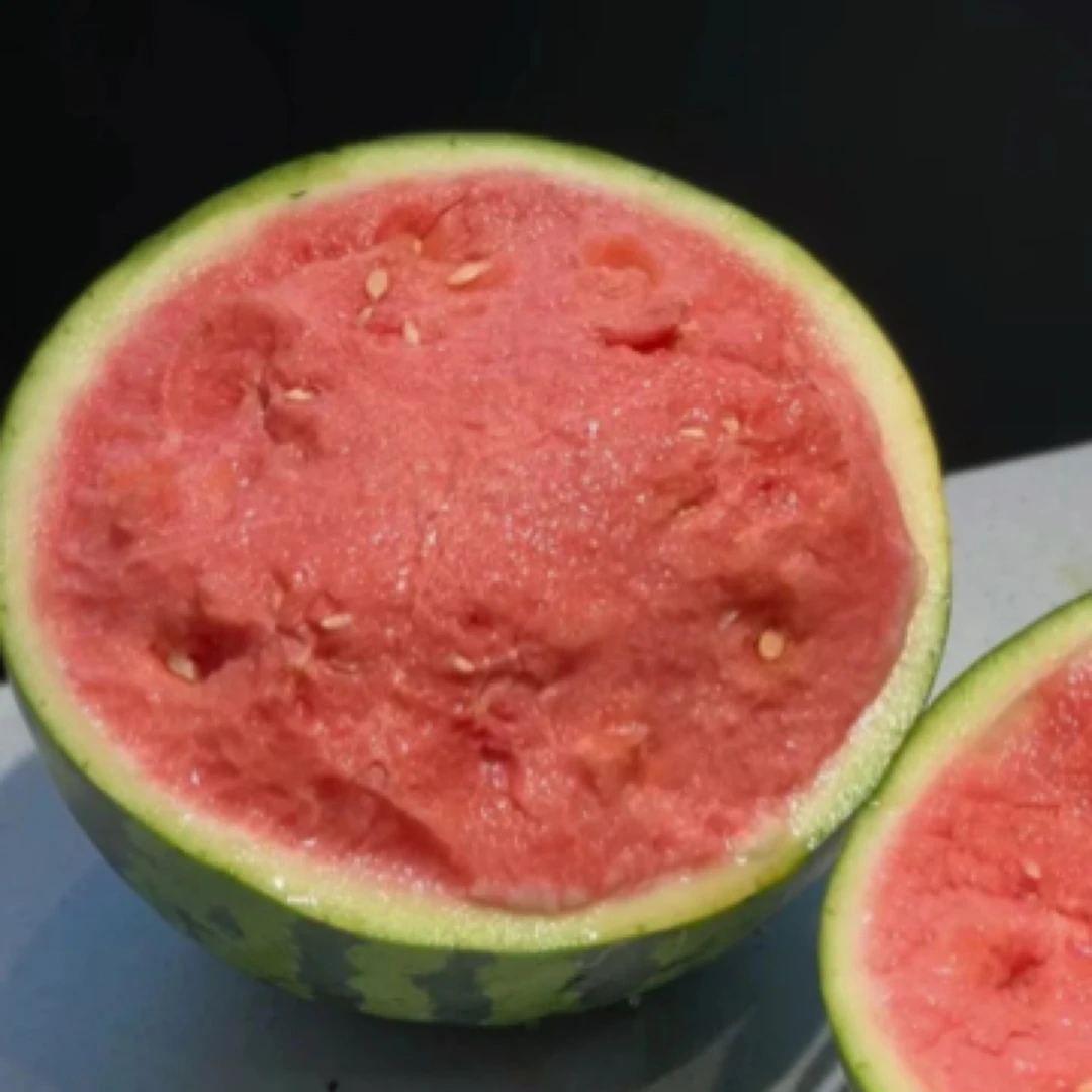 有籽麒麟西瓜半颗（4.5-5斤左右）