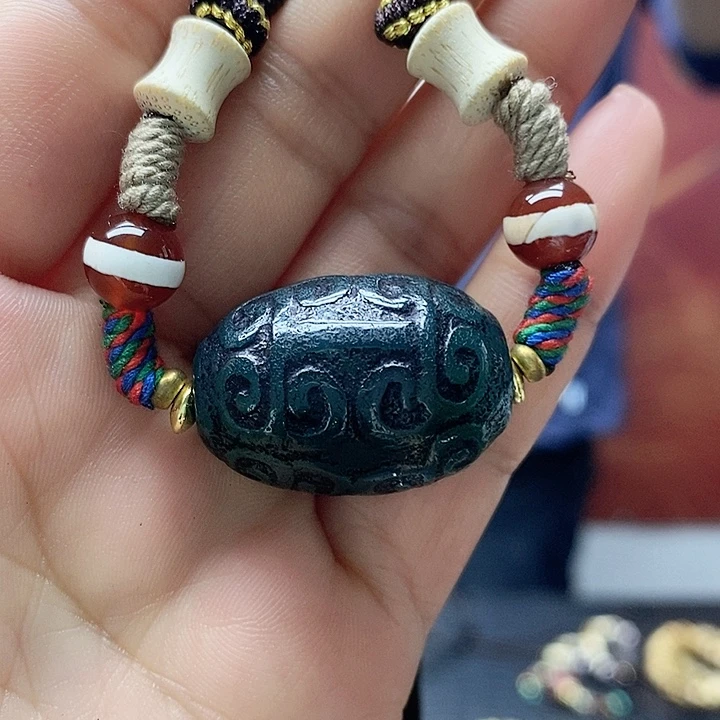 玛瑙/玉髓合金颈饰