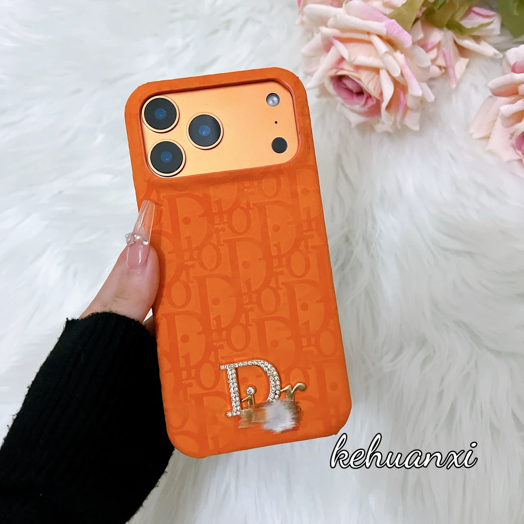 潮牌D家轻奢简约半包适用于苹果17Promax手机壳小众简约潮牌风格