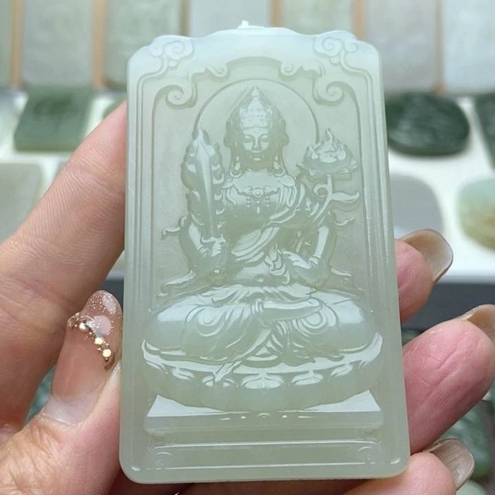 和田玉颈饰未镶嵌一****人