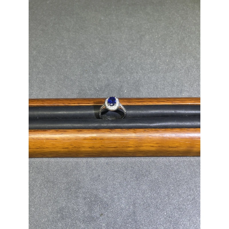 a8055白色满镶鸽子蛋蓝戒指多样发