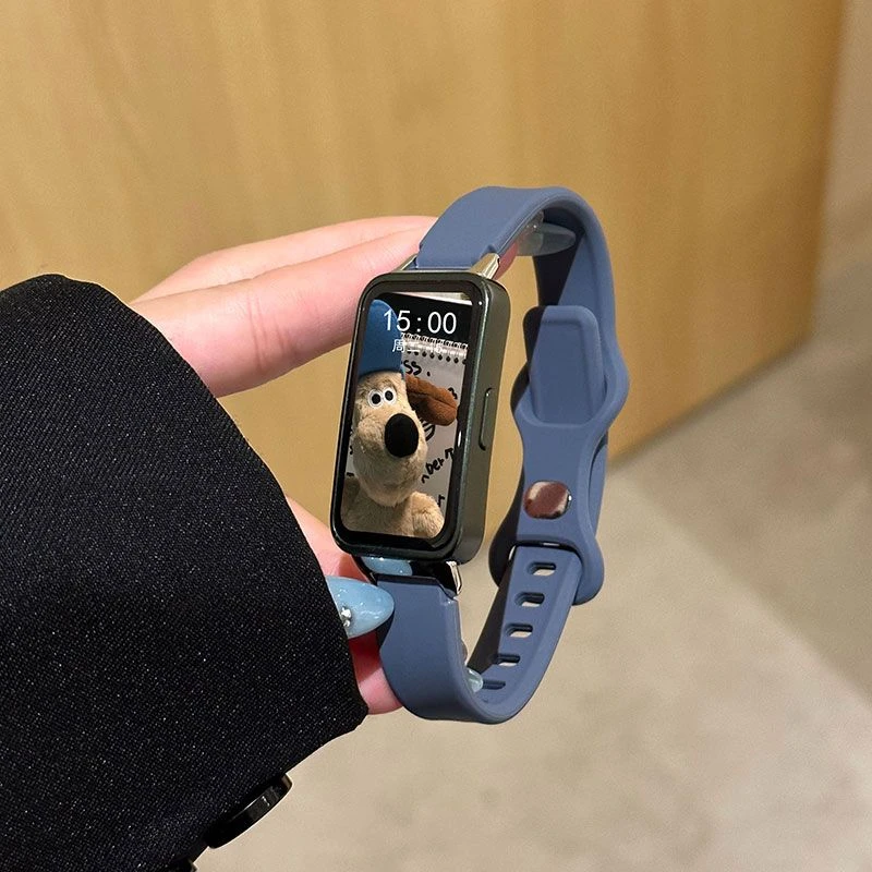 适用华为手环10/9/8表带柔软硅胶夏季nfc运动手腕带学生保护套女