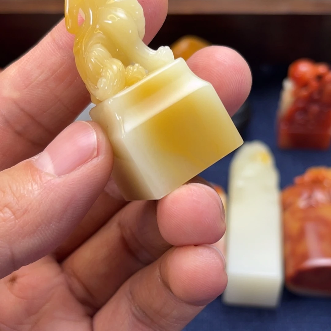 寿山石印石然寿山石