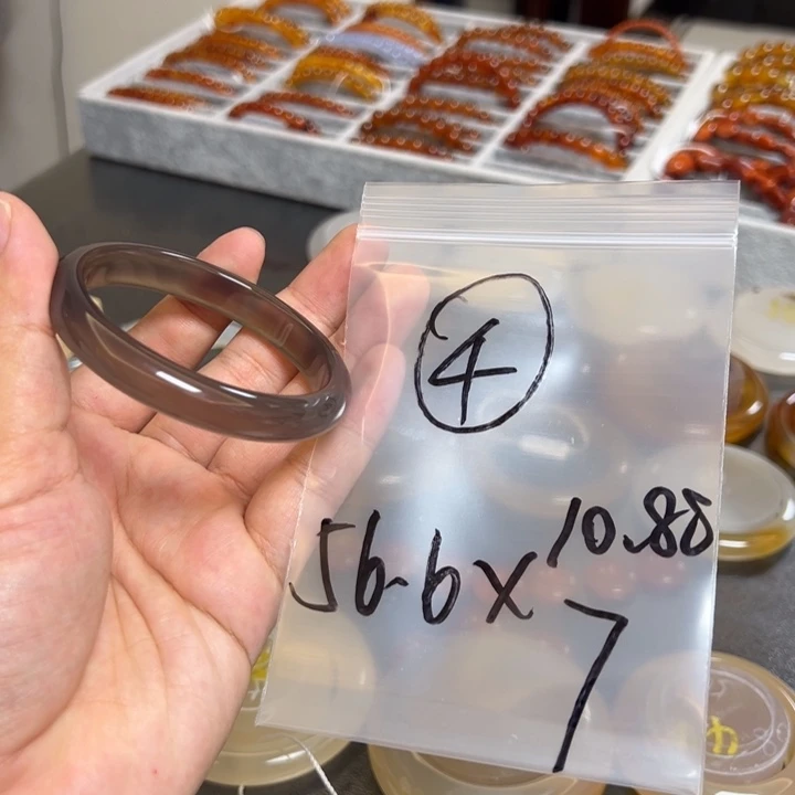 玛瑙/玉髓未镶嵌珠宝半成品
