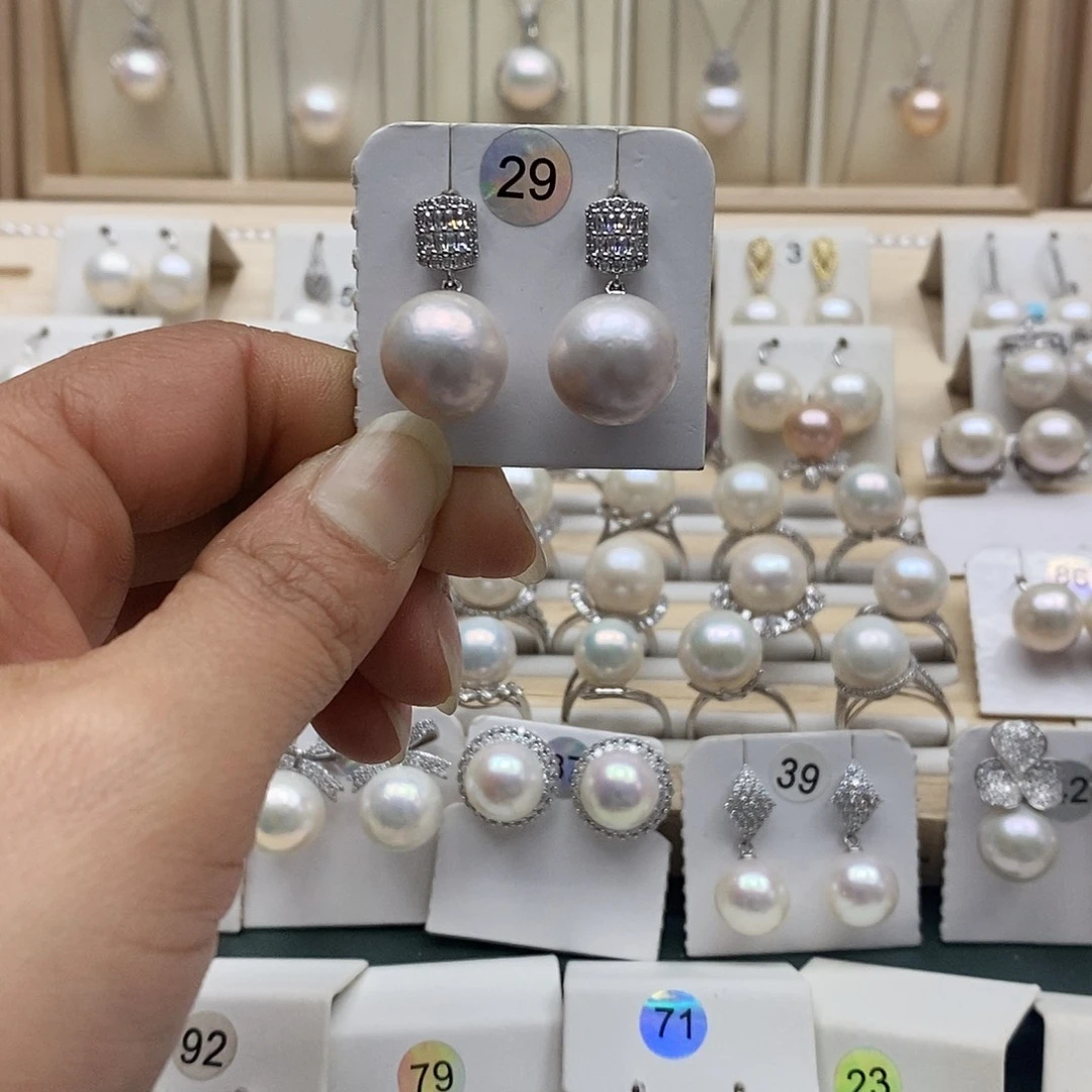 颈饰银S925镶嵌淡水珍珠