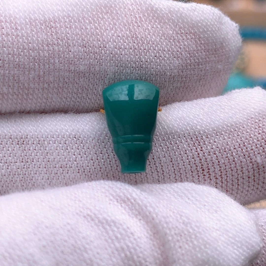 绿松石未镶嵌珠宝奇石7.4mm