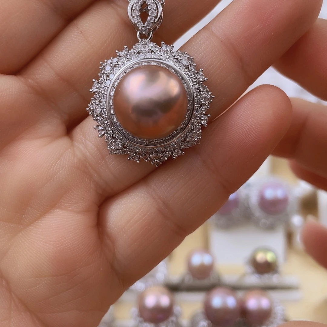 淡水珍珠未镶嵌吊坠(赠链)