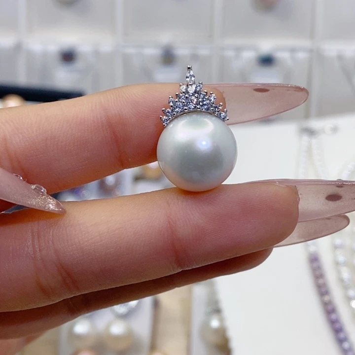 时***转淡水珍珠银S925镶嵌颈饰