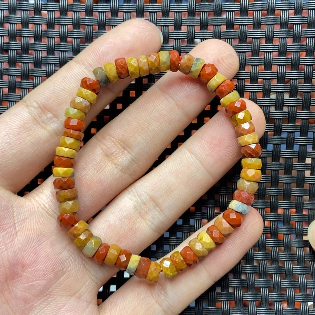 南红玛瑙未镶嵌手串5+’mm