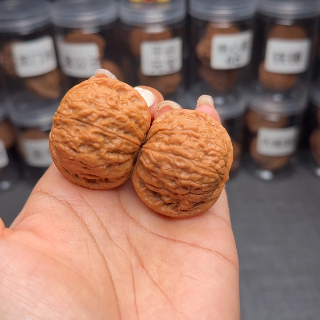 把件文玩核桃血麒麟