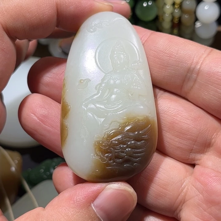 颈饰未镶嵌和田玉